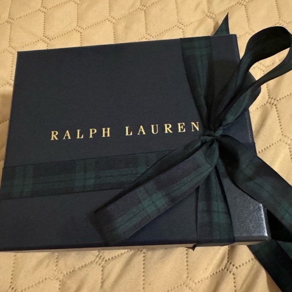 Brand new Ralph Lauren Collection black leather belt, in original box - Picture 2 of 3